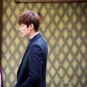 [FORUM] Pacarku kangen mantan, wajar nggak tuh?