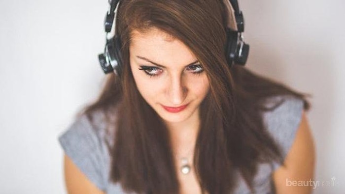 [FORUM] Pernah gak sih benci sama suatu lagu tapi malah hafal banget sama liriknya?