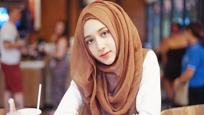 Tanpa Sadar, Ternyata Ini 4 Kesalahan Memakai Hijab yang Sering Dilakukan!