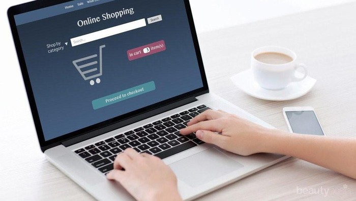 [FORUM] Biasanya apa yang menjadi tolak ukur kamu sebelum membeli baju di online shop?