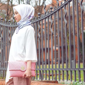 Tidak Selalu Harus Menggunakan Rok, Intip Beberapa Inspirasi Outfit Hijab Seru untuk ke Kondangan!