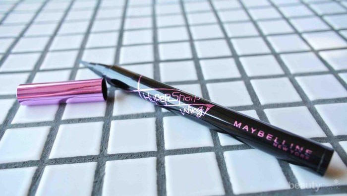 Dapatkan Effortless Wing Eyeliner dengan Maybelline Hypersharp Wing Eyeliner, Ladies!