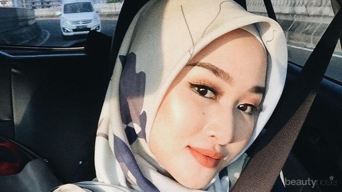 Ini 5 Beauty Vlogger Berhijab Paling Hits dan Jadi Inspirasi Para Hijabers dalam Hal Make Up