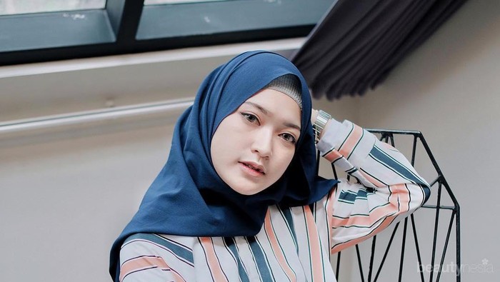 [FORUM] Sudah berhijab, malas nggak sih potong rambut di salon?