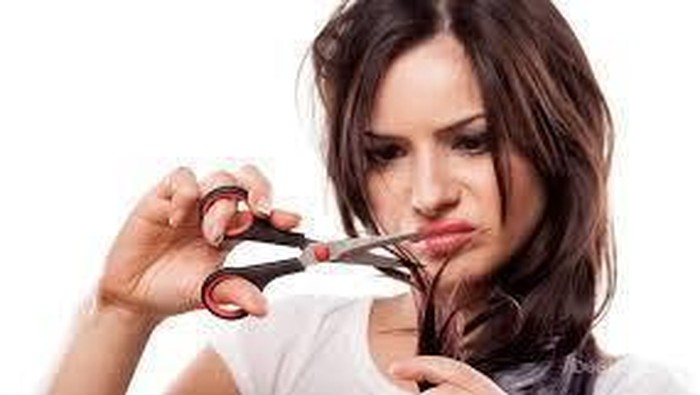 [FORUM] Rambut bercabang gak bisa diperbaiki harus di potong, bener gak sih?