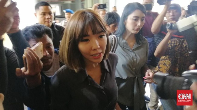 Artis Gisella Anastasia kembali menjalani pemeriksaan tambahan terkait kasus dugaan tersebarnya video mesum.