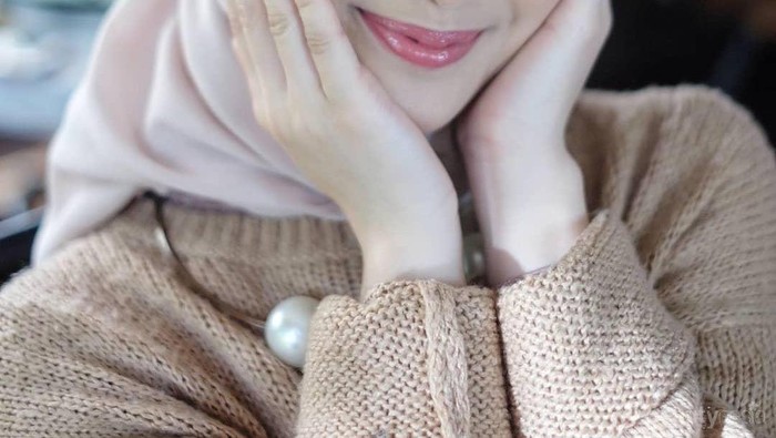 [FORUM] Melody eks JKT 48 fix berhijab, makin cantik deh