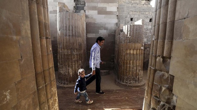 FOTO: Piramida Djouser Buka Pintu Setelah 14 Tahun
