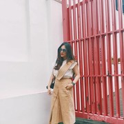 5 Atasan Ini Cocok Banget Kamu Padupadankan dengan Celana Kulot, Ladies!