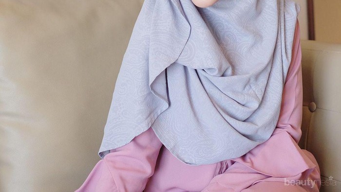 Ingin Wajah Secantik dan Mulus Seperti Hamidah Rachmayanti? Contek di Sini Ladies Ingin Wajah Secantik dan Mulus Seperti Hamidah Rachmayanti? Contek di Sini Ladies