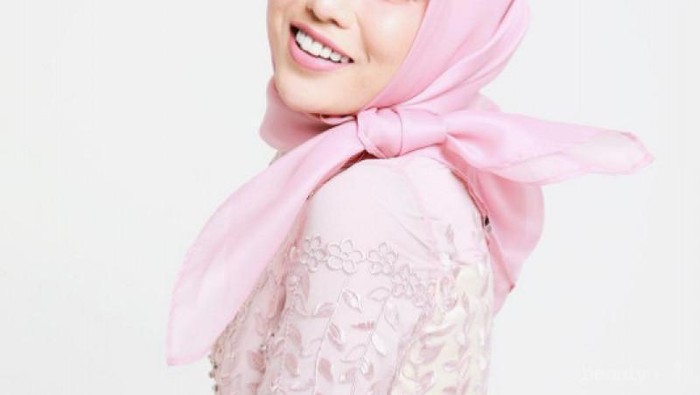 Jangan Salah Pilih, Ini Dia Tips dan Inspirasi Padu Padan Fashion Hijab Sesuai Dengan Bentuk Wajah!