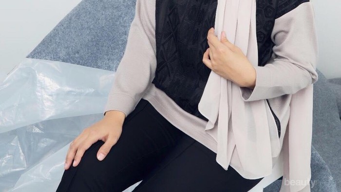 Flawless Tanpa Menor, Inspirasi Make Up Simple Ayudia Bing Slamet Bisa Jadi Pilihan Hijabers