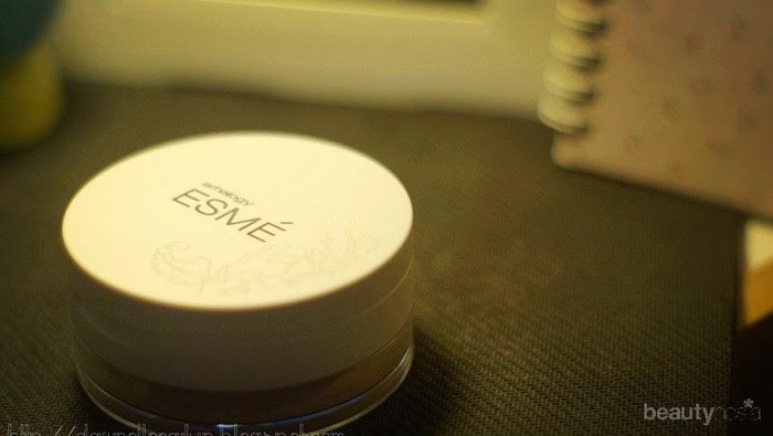 Ucapkan Selamat Tinggal Wajah Berminyak dengan Erha Esmee Loose Powder