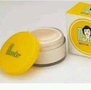 [FORUM] Ada yang perna coba beauty hack bedak marcks