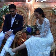 [FORUM] Pengantin Wanita Pakai Sneakers Ternyata Lagi Tren, Kamu Tertarik?