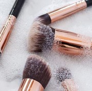 [FORUM] Membersihkan brush makeup pakai shampo boleh nggak ya?