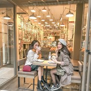 [FORUM] Kamu tipe orang yang kalau makan harus di tempat bagus gak?