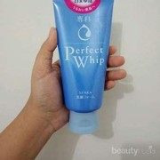 [FORUM] Senka Perfect Whip bagus ga untuk kulit berjerawat?