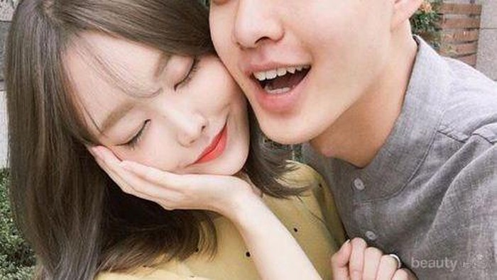 Ladies, Ternyata Kebiasaan Sederhana Ini Bikin Pria Semakin Jatuh Cinta Lho Ladies, Ternyata Kebiasaan Sederhana Ini Bikin Pria Semakin Jatuh Cinta Lho