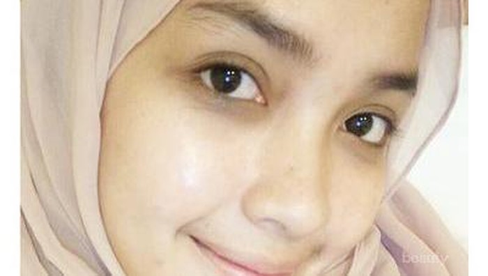 Lebih Cantik atau Enggak, Selebgram Ini Selalu Cuek Tampil Tanpa Makeup Lebih Cantik atau Enggak, Selebgram Ini Selalu Cuek Tampil Tanpa Makeup