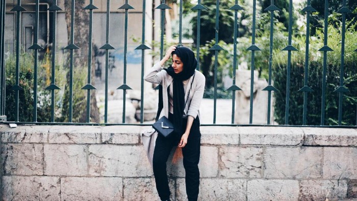 Bosan dengan Pilihan Celana untuk ke Kampus? Ini Dia Beberapa Inspirasinya untuk Para Hijabers!