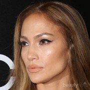 [FORUM] Pakai bronzer malah bikin muka jadi kelihatan gelap iih