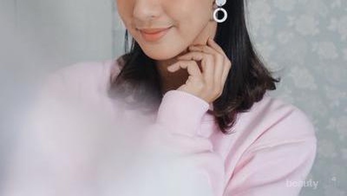 [FORUM] Tampilan cantik yang wajar di sekolah, biasanya makeup apa aja yang dipakai?