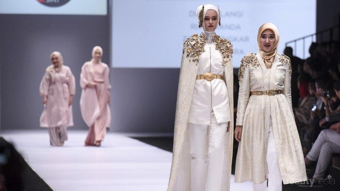 [FORUM] Pasti baju-baju yang dijual di fashion week itu mahal..