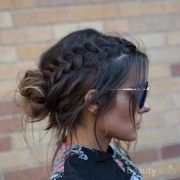 Model Kepang Rambut Ini, Cocok Banget Buat Kamu Para Remaja Ladies