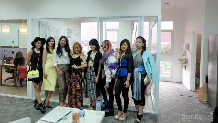 [FORUM] Pengen deh masuk kerja di media fashion dan beauty biar gaya aku makin stylish..