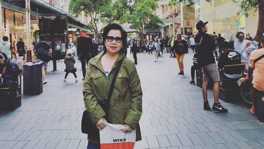 Ibunda Bunga Citra Lestari selalu memberikan dukungan untuk putrinya tersebut.