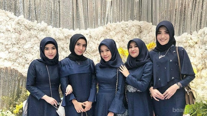 Deretan Gaun Bridesmaid yang Masih Populer di Tahun 2018!