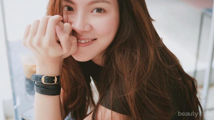 Agar Makeup Lebih Tahan Lama Saat Musim Hujan, Yuk Ikuti Trik Jitu Ini Ladies