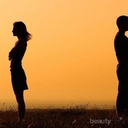 [FORUM] Pacar lama balas chat, sudahi atau sabar menanti? Share disini yuk