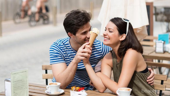 [FORUM] Ngedate pertama kali, kamu akan tetap makan banyak atau lebih jaim?