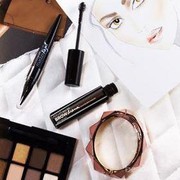 Palet Eyeshadow Nude untuk Sehari-hari: The Nudes Palette Eyeshadow dari Maybelline