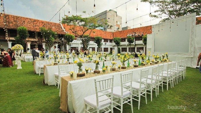 [FORUM] Ada yang pernah datang ke kondangan outdoor di tempat makan?