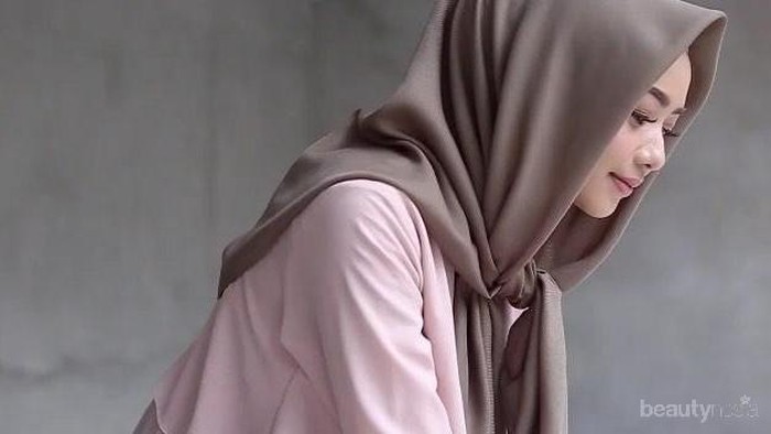 [FORUM] Waw! Restu Anggraini Rilis Hijab Anti Air