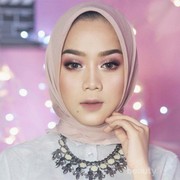 [FORUM] Bolehkah wanita berhijab pakai makeup tebal?