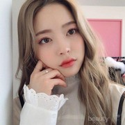 Doyan Selfie? Ini Dia Trik yang Harus Kamu Tahu Agar Hasil Selfie Terlihat Lebih Bagus