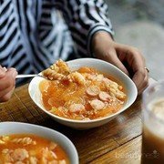 Suka Makan Pedas? Jajanan Pedas dan Gurih Ini Pasti Bisa Membuatmu Ketagihan!