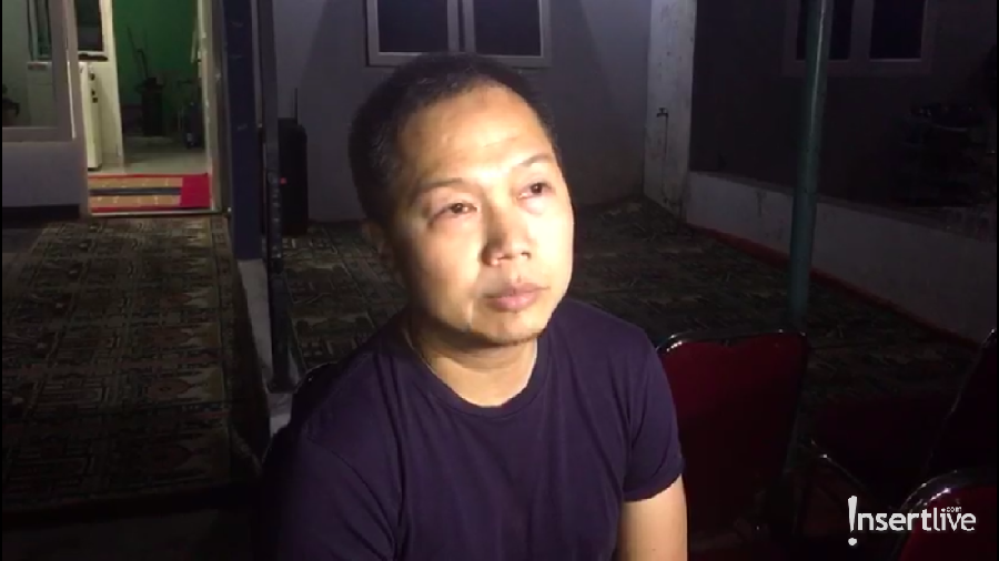 Sandhy Sondoro akan mengenang sosok sang ayah lewat sebuah lagu selepas kepergian almarhum sang ayah, Achmad Fauzan.