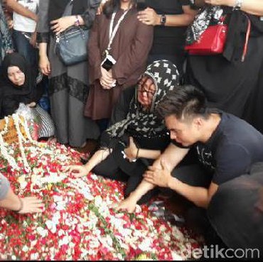 Terpopuler: Pria di Sekeliling BCL hingga Ibu Baim Wong Meninggal