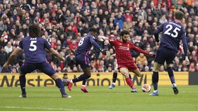 Klub Liga Inggris Beri 100 Ribu Tiket Buat Staf Medis Corona