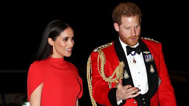 Pangeran Harry dan Meghan Markle mengunjungi Ratu Elizabeth II pada Kamis (14/4) waktu setempat, sebelum pergi ke Belanda untuk Invictus Games.