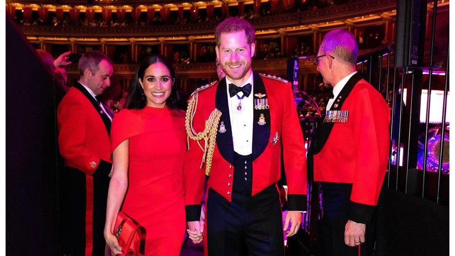Larangan keras Meghan Markle pada Pengeran Harry yang ingin menjenguk Pangeran Charles.