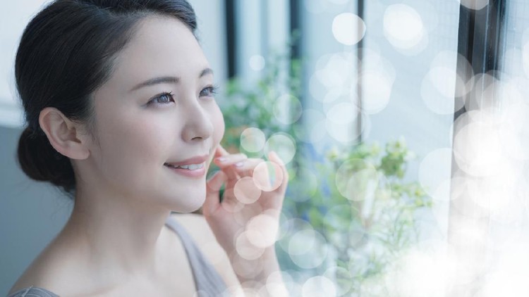 Beauty concept of a young asian woman. Skin care. Body care. Cosmetics.