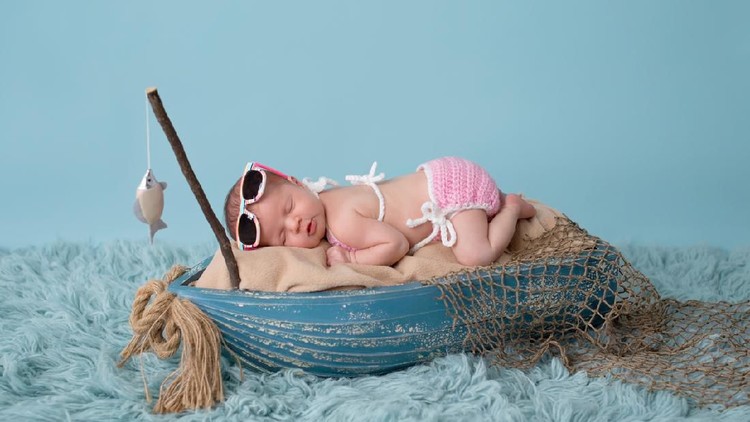 Bayi perempuan
