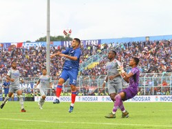 Arema FC Vs Persib: Diwarnai Tiga Penalti, Maung Bandung Menang 2-1