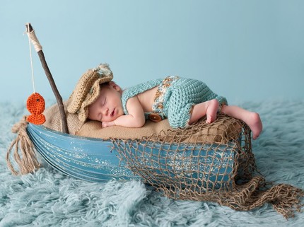 18 Inspirasi Nama Bayi Laki-laki Cocok untuk Zodiak Pisces